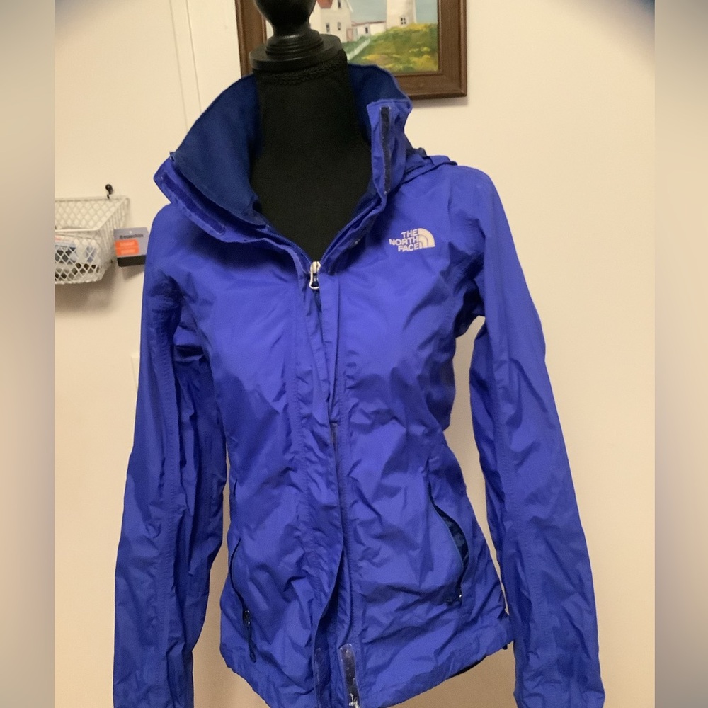 The North Face Wind Breaker